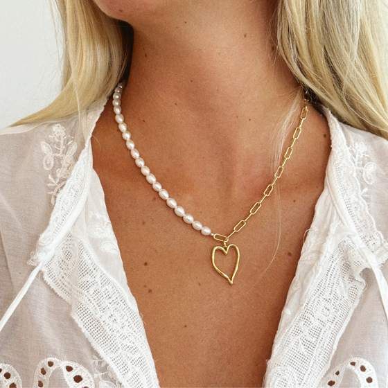 Cocoanut Row Necklace