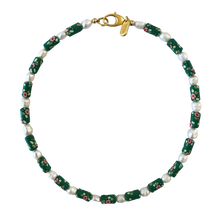  Green Floral Pearl Necklace