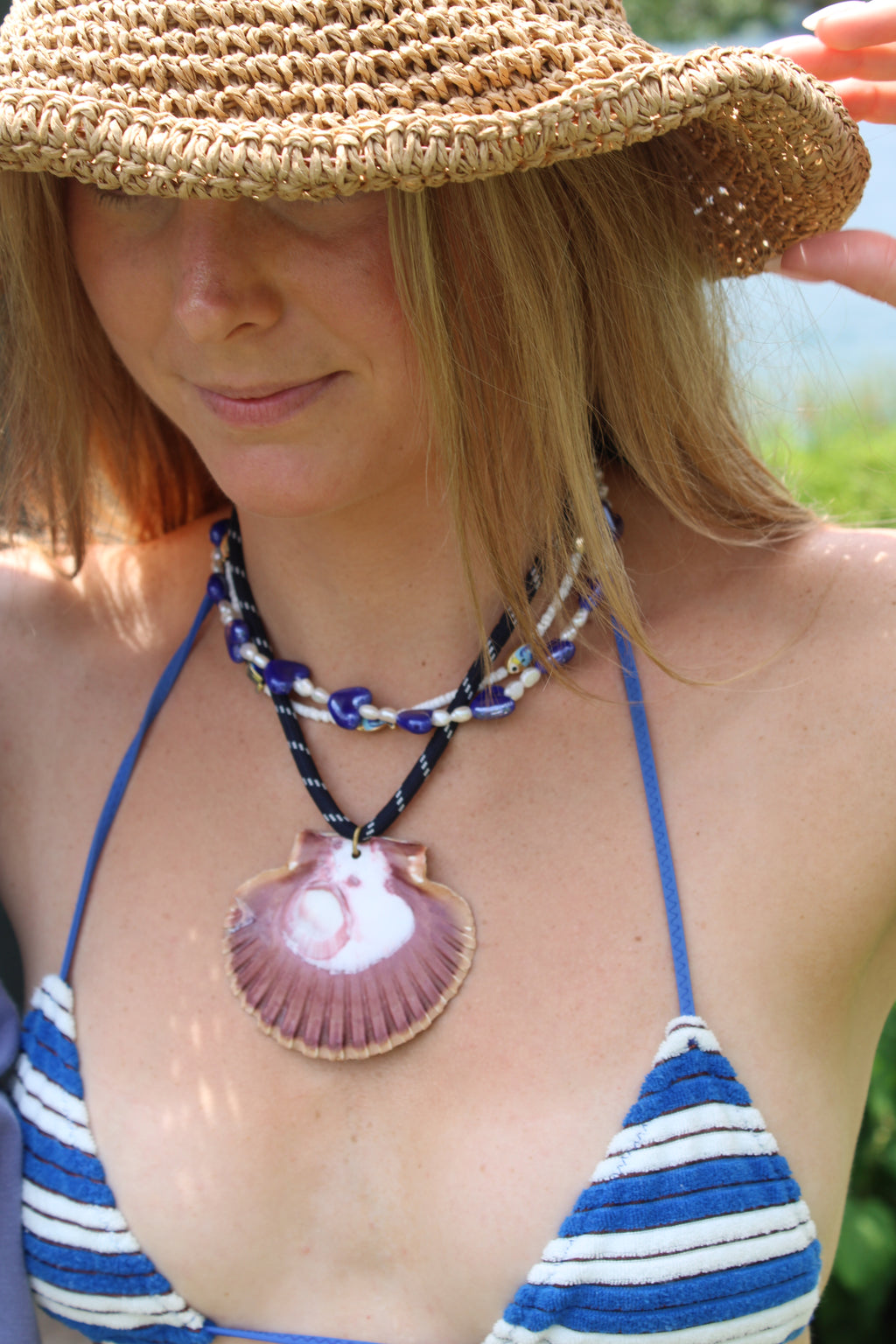 Deep Blue Heart Pearl Necklace