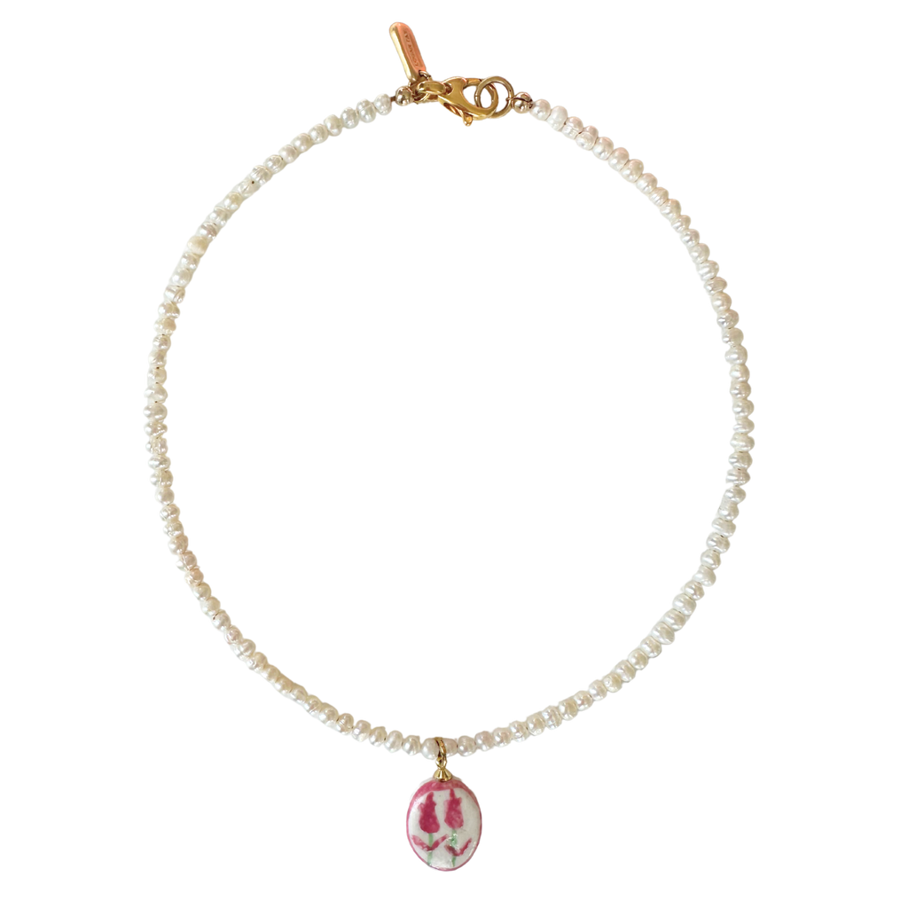 Rose Pendant Pearl Necklace