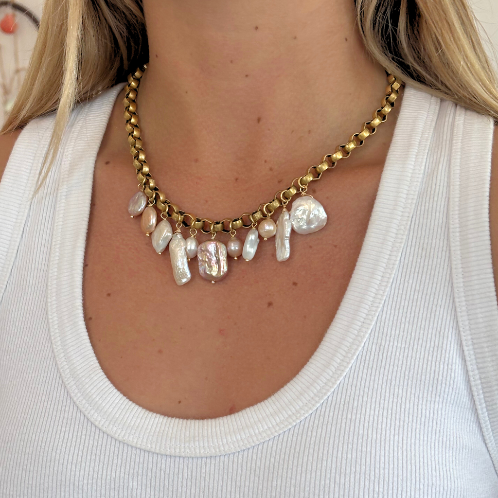 Summer Fridays Necklace
