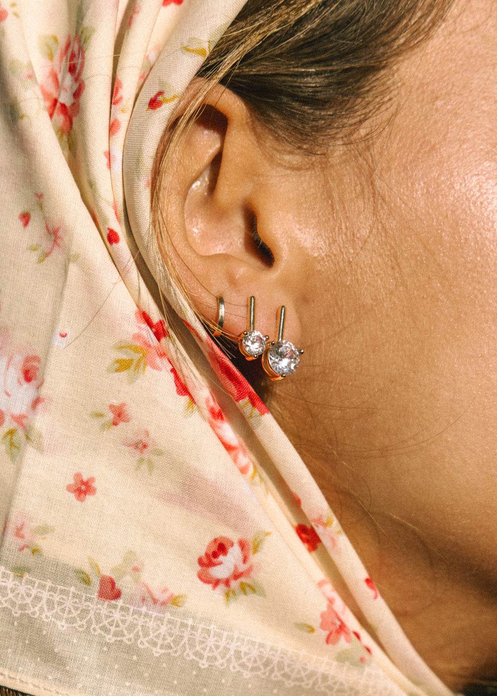 Round Drop Medium Studs