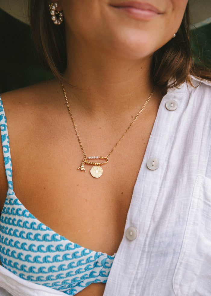 ANA STOWELL X LOGAN TAY VOL.2 Logan Tay