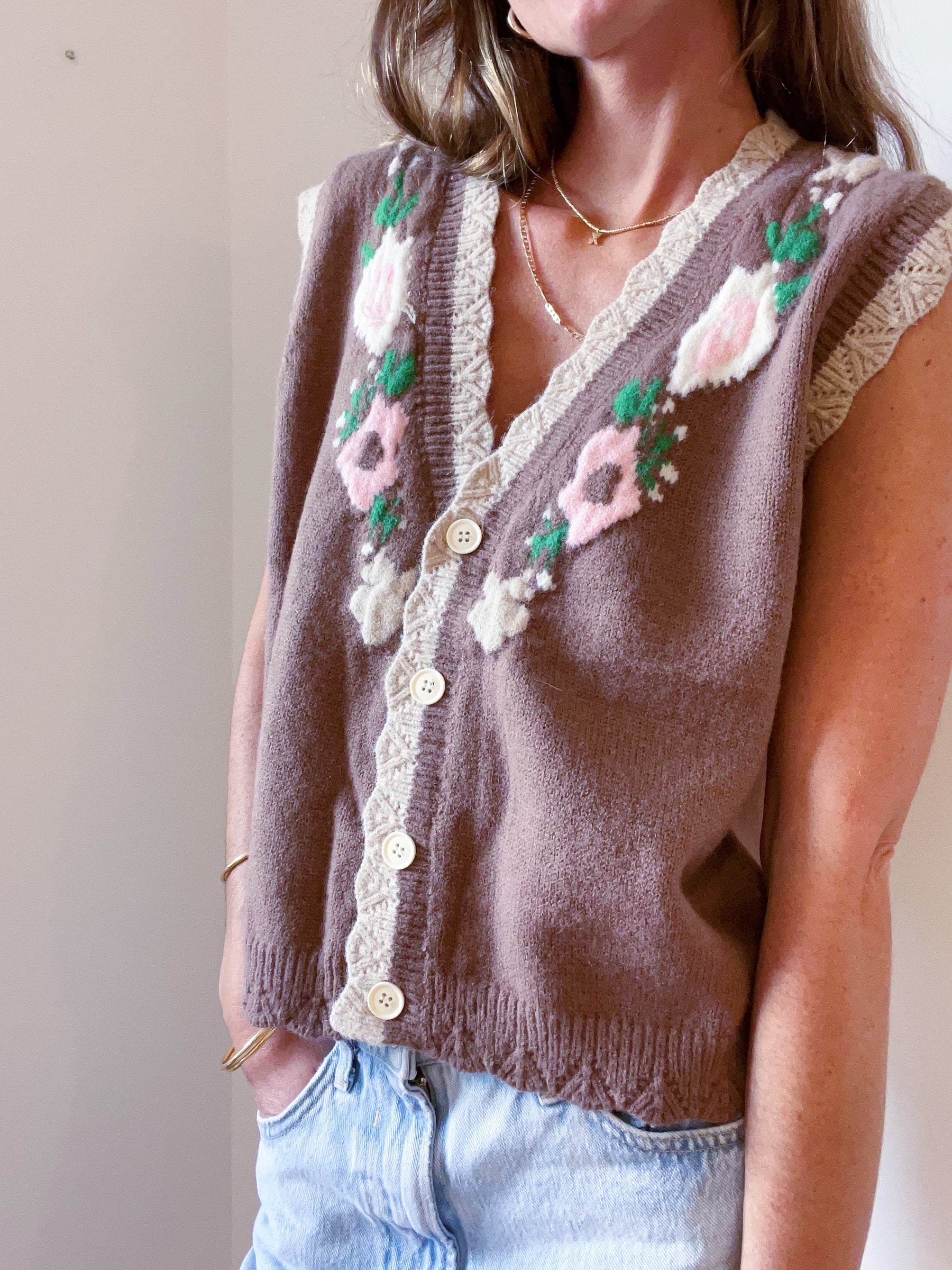 MAGNOLIA SWEATER